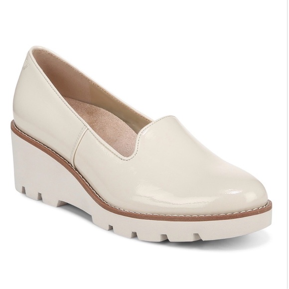 Vionic Shoes - Vionic Willa Cream Wedge Slip-on Loafers 8 NEW